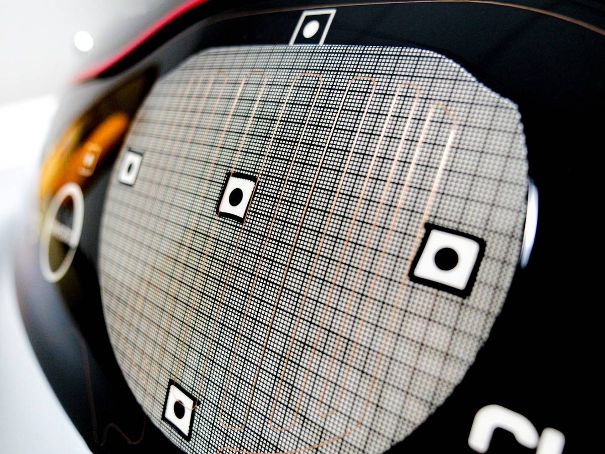 Preview Image for Subpage: Automotive